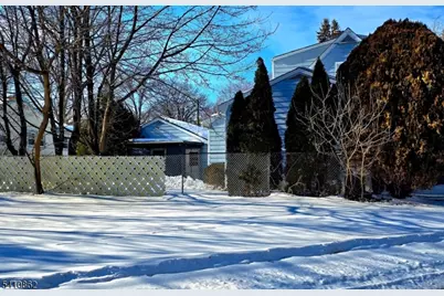 111 Central St, Manville, NJ 08835 - Photo 2