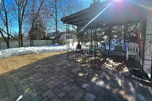 111 Central St, Manville, NJ 08835 - Photo 6