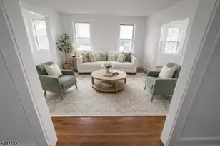 25 Elm St, West Orange Township, NJ 07052 - Photo 2