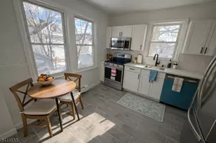 25 Elm St, West Orange Township, NJ 07052 - Photo 12