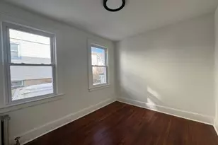 25 Elm St, West Orange Township, NJ 07052 - Photo 2