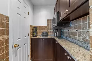 288 Sussex Rd, Wood Ridge, NJ 07075 - Photo 10