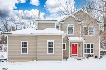 26 Aster St, Vernon, NJ 07418 - Photo 1