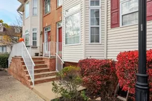 1427 Barnhardt Ln, Rahway, NJ 07065 - Photo 4