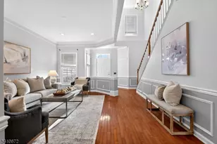 4 Generals Ln, Totowa, NJ 07512 - Photo 1