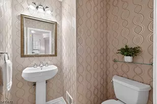 4 Generals Ln, Totowa, NJ 07512 - Photo 40