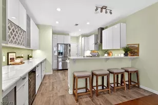 4 Generals Ln, Totowa, NJ 07512 - Photo 16