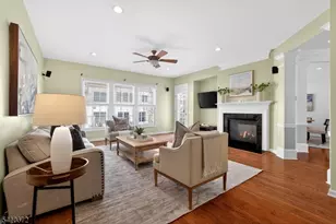 4 Generals Ln, Totowa, NJ 07512 - Photo 8