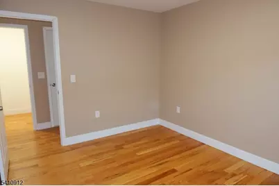 298 Ridgewood Ave, Newark, NJ 07112 - Photo 8