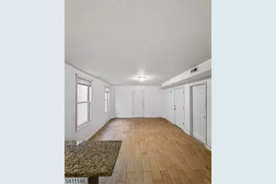 81 Summer Ave #2, Newark, NJ 07104 - Photo 2