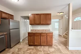 6 Twain Ct, Freehold Township, NJ 07728 - Photo 8