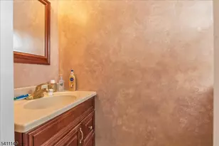 1280 White Oak Rd, Scotch Plains Township, NJ 07076 - Photo 22