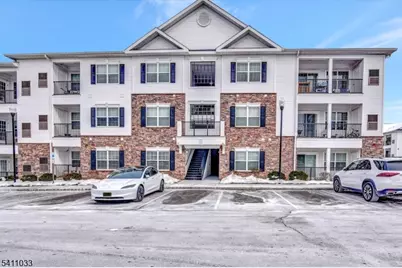 715 Stiller Ln #715, Monroe Township, NJ 08831 - Photo 2