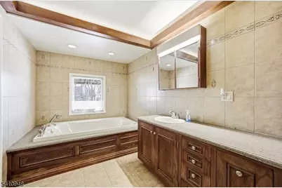 65 Ridge Ave, Bloomfield, NJ 07003 - Photo 10