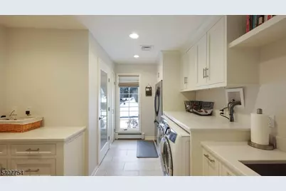 7 Manor Dr, Warren Township, NJ 07059 - Photo 16