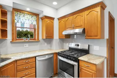 179 Pequannock St, Dover, NJ 07801 - Photo 14