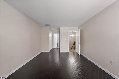 36 Cherrywood Dr, Franklin Township, NJ 08873 - Photo 18