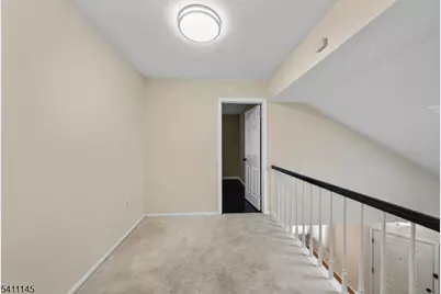 36 Cherrywood Dr, Franklin Township, NJ 08873 - Photo 14