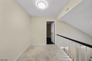 36 Cherrywood Dr, Franklin Township, NJ 08873 - Photo 14