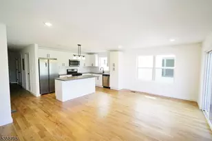 728 Seaport Dr., Elizabeth, NJ 07201 - Photo 2