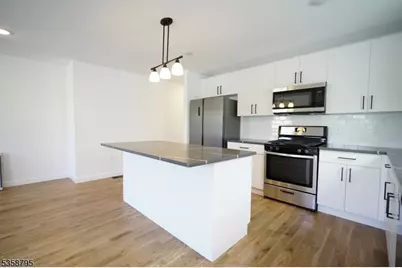 728 Seaport Dr, Elizabeth, NJ 07201 - Photo 34