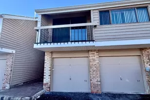 93 Overlook Dr, Union Township, NJ 08809 - Photo 1