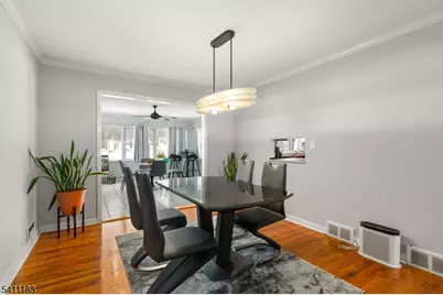 27 Viewpoint Rd, Wayne, NJ 07470 - Photo 6