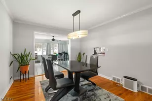 27 Viewpoint Rd, Wayne, NJ 07470 - Photo 6