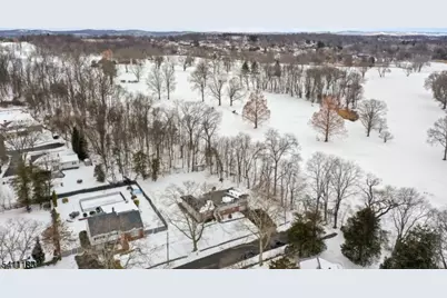 27 Viewpoint Rd, Wayne, NJ 07470 - Photo 26