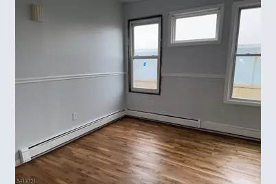 590 Hawthorne Ave, Irvington, NJ 07112 - Photo 8