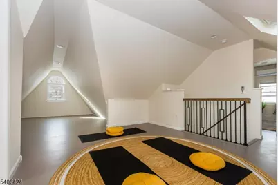 17 Glen Ridge Pkwy, Bloomfield, NJ 07003 - Photo 40