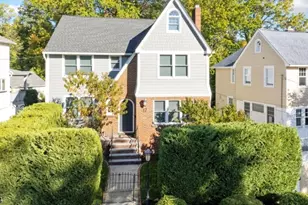 17 Glenridge Pkwy, Bloomfield, NJ 07003 - Photo 2