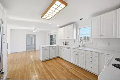 96 Brighton Rd, Andover Township, NJ 07821 - Photo 10