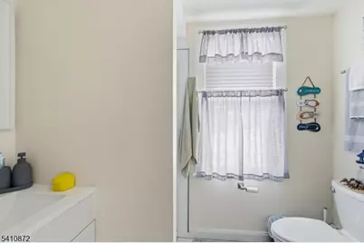 22-24 Sussex St, Newton, NJ 07860 - Photo 16