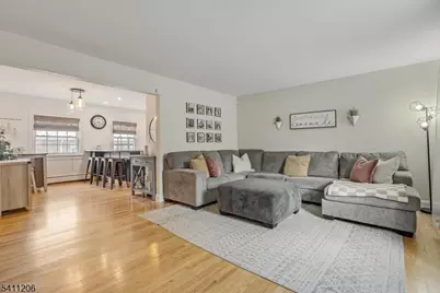 40 Wedgewood Drive #115, Verona, NJ 07044 - Photo 4