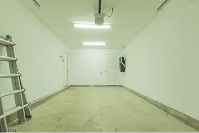 238 James, Hackensack, NJ 07601 - Photo 20