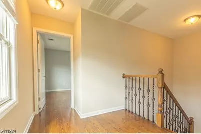 238 James, Hackensack, NJ 07601 - Photo 6