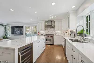 5 Farley Rd, Millburn, NJ 07078 - Photo 8