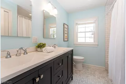 2 Hemlock Ct, Maplewood, NJ 07040 - Photo 28