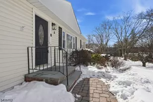 8 Cherry Ln, Randolph Township, NJ 07869 - Photo 10