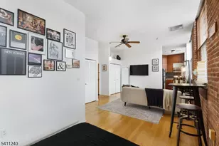 240 Main St, Little Falls Township, NJ 07424 - Photo 12