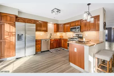 2004 S Branch Dr, Readington, NJ 08889 - Photo 10