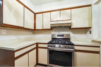 660-672 N Broad St #B3, Elizabeth, NJ 07208 - Photo 6