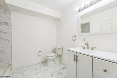 660-672 N Broad St #B3, Elizabeth, NJ 07208 - Photo 10