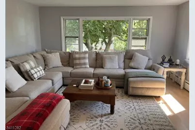 11 Crist Ave, Hawthorne, NJ 07506 - Photo 2