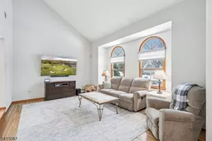 8 Kelly Dr, Roxbury Township, NJ 07876 - Photo 8