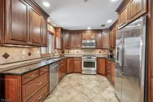 8 Kelly Dr, Roxbury Township, NJ 07876 - Photo 14