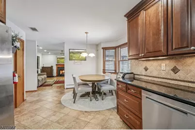 8 Kelly Dr, Roxbury Township, NJ 07876 - Photo 16