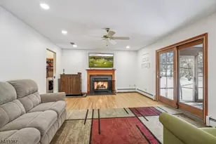 8 Kelly Dr, Roxbury Township, NJ 07876 - Photo 18