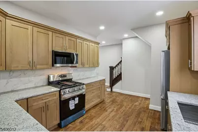 99 Lincoln St, Montclair, NJ 07042 - Photo 20